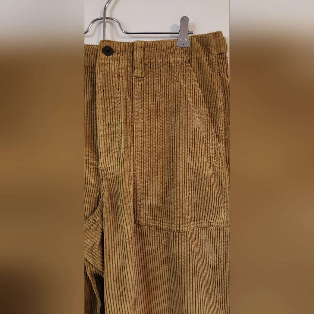 Madewell Wide-Leg Corduroy Pants in Camel
